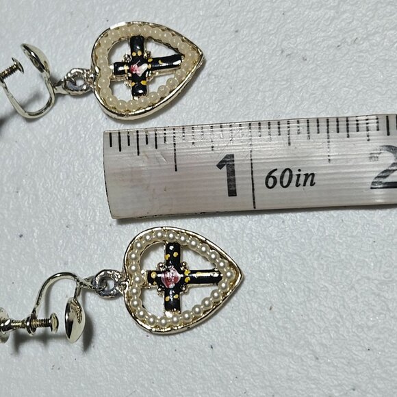 Vintage Faux Pearl Heart Shaped Cross Screw Back Earrings Religious Jewelry - Picture 6 of 6